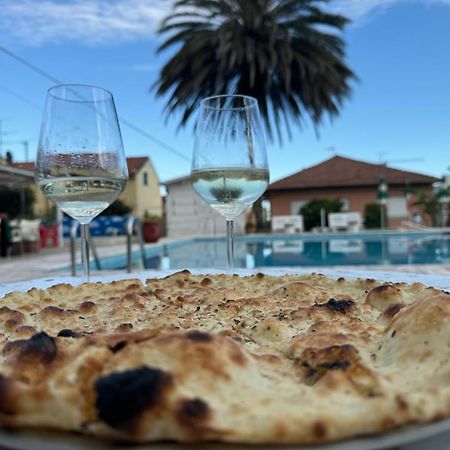 Al Borgo Village Pietra Ligure Εξωτερικό φωτογραφία