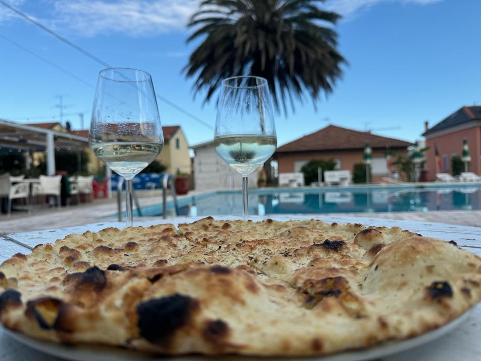 Al Borgo Village Pietra Ligure Εξωτερικό φωτογραφία